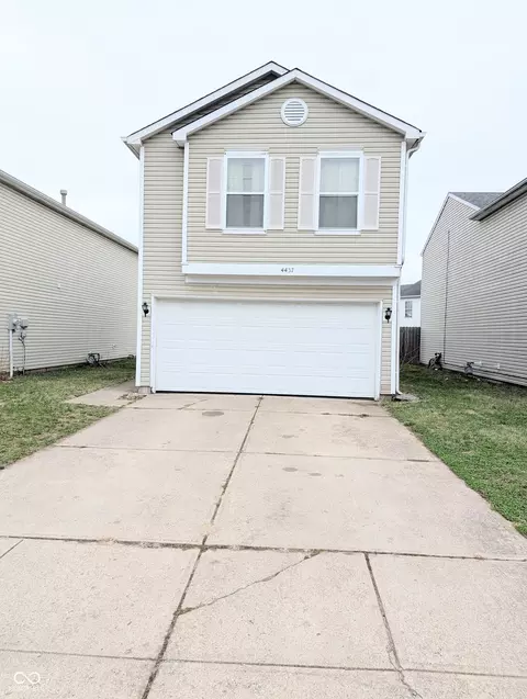 4437 Fullwood Ct, Indianapolis, IN 46254