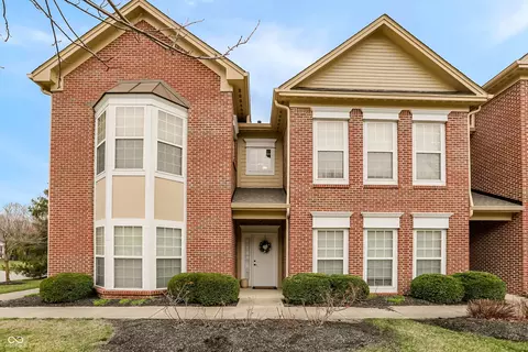 1626 Lacebark Dr #A, Greenwood, IN 46143