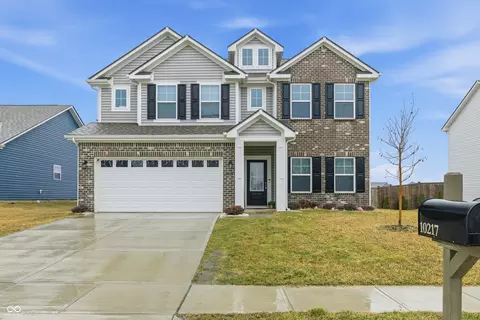 10218 Arctic Edge Dr, Indianapolis, IN 46259