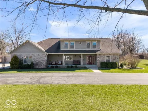 1247 N County Road 900 E, Avon, IN 46123