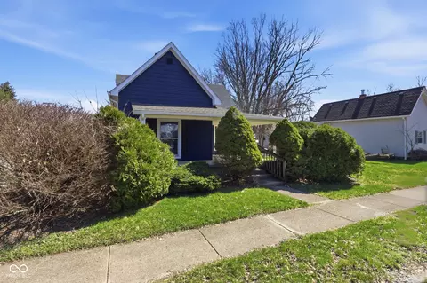 631 N Spring St, Greenfield, IN 46140