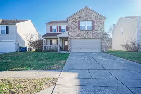 5729 N Jefferson Dr, Mccordsville, IN 46055