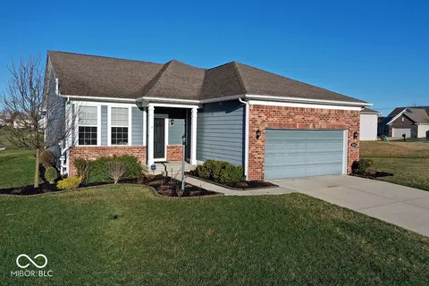 16048 Harstad Dr, Westfield, IN 46074