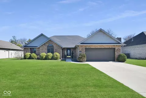 700 S Buckingham Rd, Yorktown, IN 47396