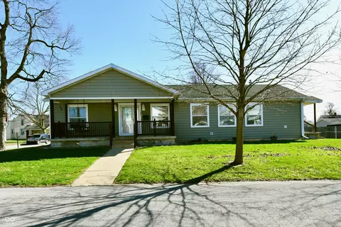 1601 S E St, Elwood, IN 46036