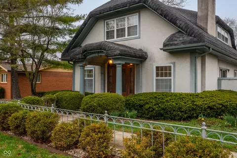 2706 W Petty Rd, Muncie, IN 47304
