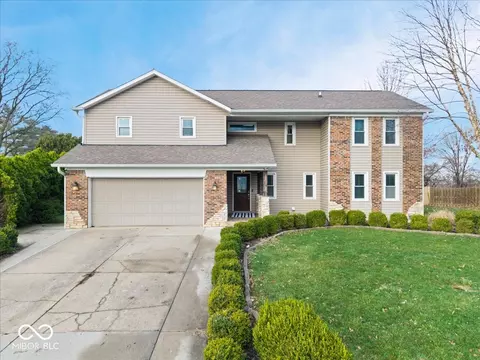 84 Glenbrook Ln, Avon, IN 46123