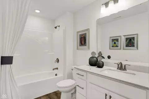 Bath - 13664 Mint Rd, Fishers, IN 46037 photo 6 of 6