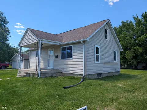 404 Oak St, Crothersville, IN 47229