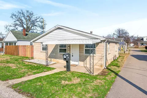 2031 Elm St, Columbus, IN 47201