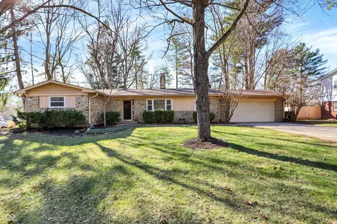 1515 Pittwood Dr, Indianapolis, IN 46240