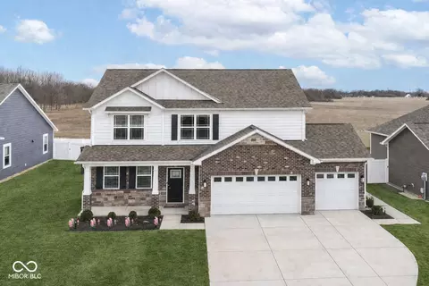140 Waterford Ct, Pendleton, IN 46064