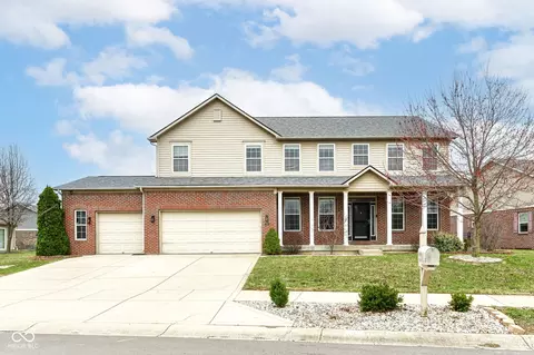 5689 W Port Dr, Mccordsville, IN 46055