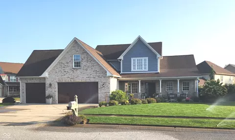 16 Torrey Pine Dr, Brownsburg, IN 46112