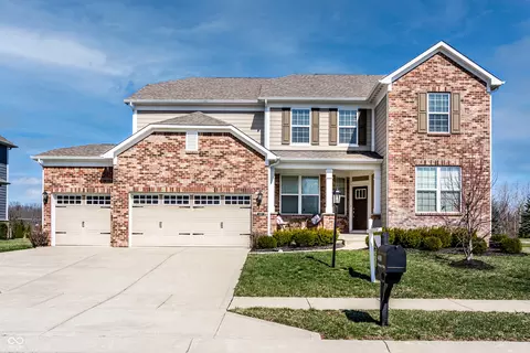 4450 Voyageur Way, Zionsville, IN 46077