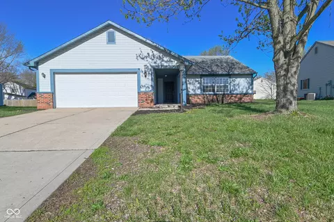 6530 Pike View Ct, Indianapolis, IN 46268