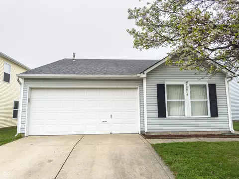 10814 Glenayr Dr, Camby, IN 46113