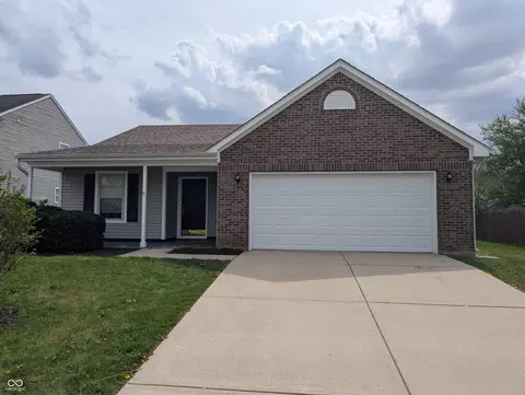 1035 Redrock Dr, Anderson, IN 46013