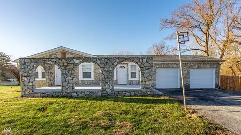 5760 Grandview Dr, Indianapolis, IN 46228