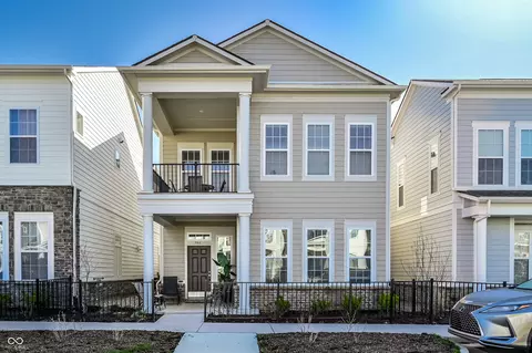 795 Templeton Dr, Carmel, IN 46032