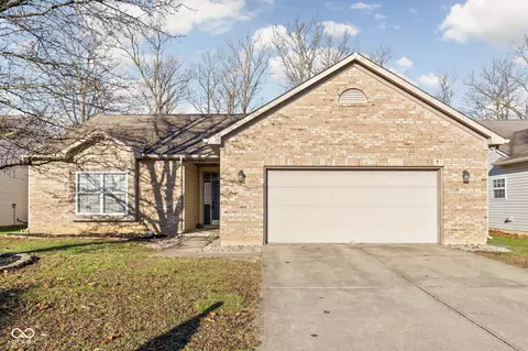 868 Flying Sun Dr, Avon, IN 46123