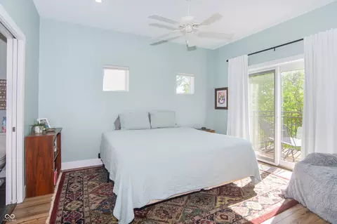 Bedroom - 1014 Jackson St, Columbus, IN 47201 photo 7 of 11