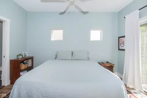 Bedroom - 1014 Jackson St, Columbus, IN 47201 photo 8 of 11