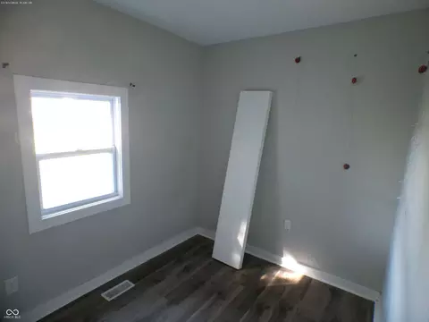 Bedroom - 531 Jackson St, Hope, IN 47246 photo 3 of 4