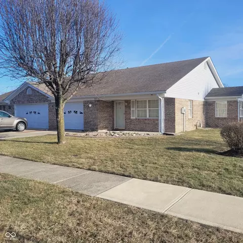 8105 Bentley Farms Dr, Indianapolis, IN 46259
