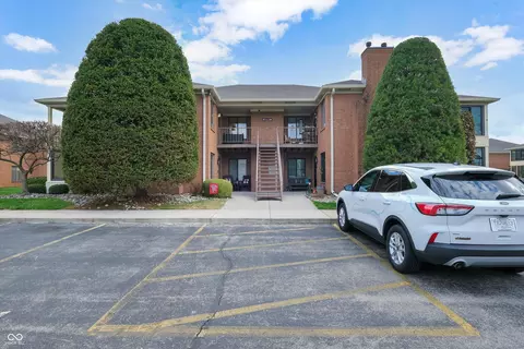 1710 Charlestown New Albany Rd #043, Jeffersonville, IN 47130