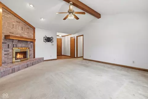 Living - 242 Pinnacle Ln, Plainfield, IN 46168 photo 2 of 3