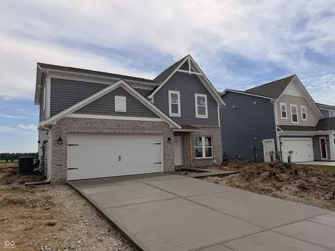 783 Oakleaf Trl, Greenfield, IN 46140