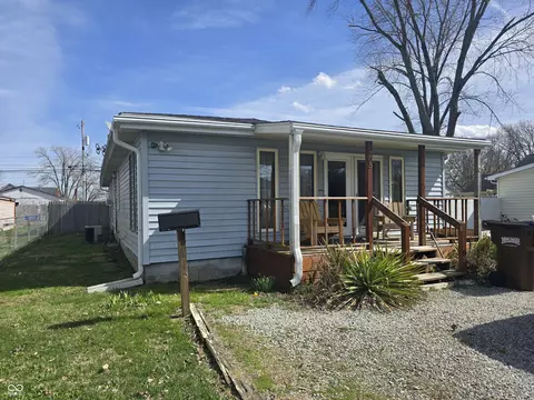 205 N Clay St, Edinburgh, IN 46124