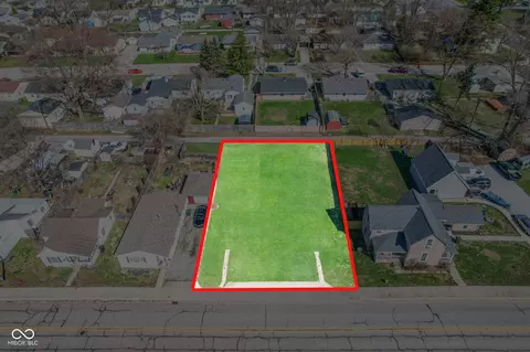 443-445 E Michigan St, Fortville, IN 46040