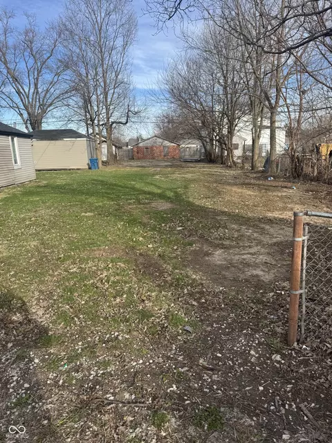 2821 Collier St, Indianapolis, IN 46241