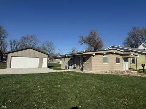 825 N George St, Rushville, IN 46173