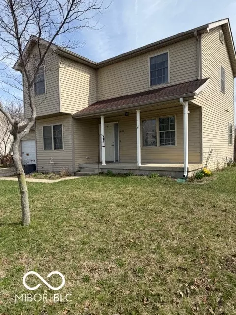 4651 Maplelawn Dr, Columbus, IN 47203