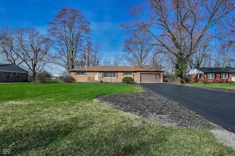 5674 Wallingwood Dr, Indianapolis, IN 46226