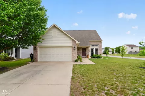 7608 Pipestone Dr, Indianapolis, IN 46217