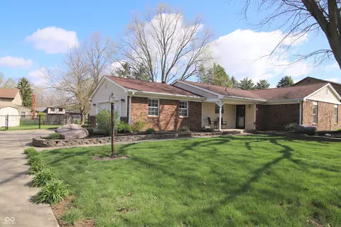 104 Apple Tree Ct, Fishers, IN 46038