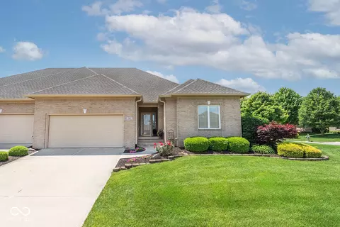 3287 Windham Dr, Greenwood, IN 46143