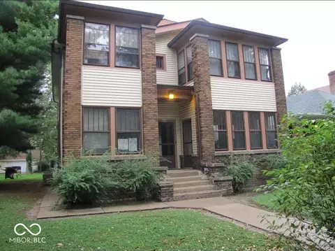 640 Woodruff Place Middle Dr, Indianapolis, IN 46201