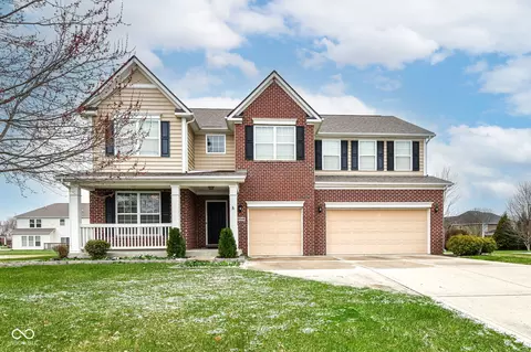 10518 Misty Cove Ln, Fishers, IN 46040