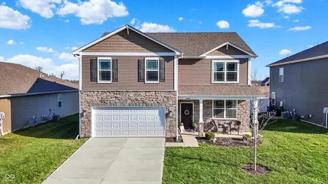 2042 Downey Ln, Greenfield, IN 46140