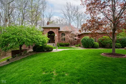 204 S Creedmoor Way, Anderson, IN 46011