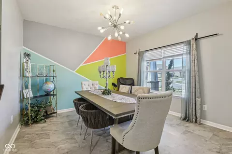 Dining - 6673 Laurelwood Dr, Pendleton, IN 46064 photo 1 of 5