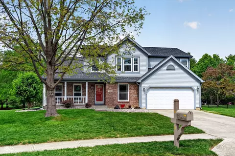11150 Plum Hollow Cir, Fishers, IN 46037