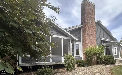 8138 Foxchase Cir, Indianapolis, IN 46256