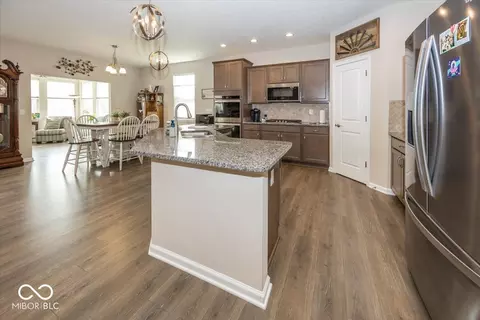 Kitchen - 6385 Harvey Dr, Plainfield, IN 46168 photo 2 of 4