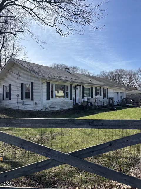 1719 Lindberg Rd, Anderson, IN 46012